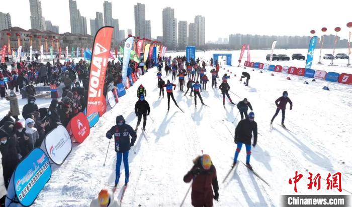 2024年中国·大庆首届国际青少年越野滑雪短距离