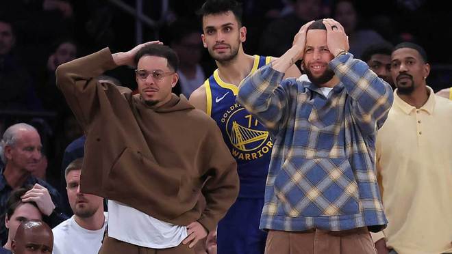 库里缺席五对五训练 勇士队谨慎推进复出计划