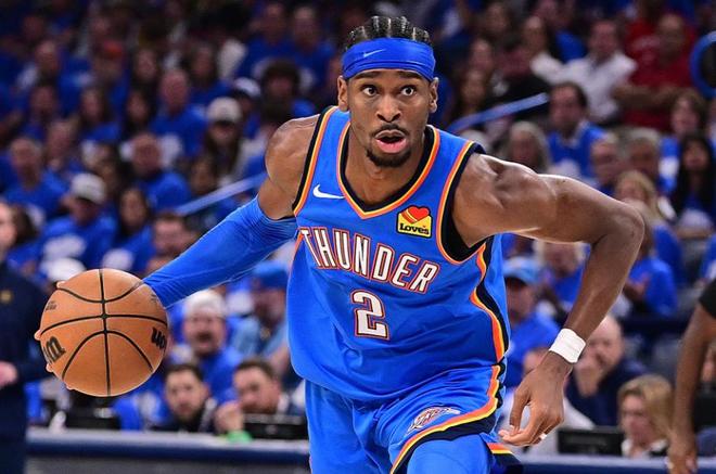 雷霆128-110大胜快船 提前锁定常规赛第一 快船保