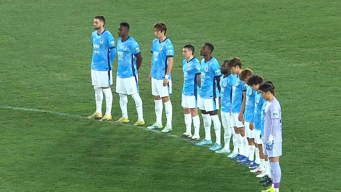 大连英博德比战险胜辽宁铁人 斯坦丘世界波破门